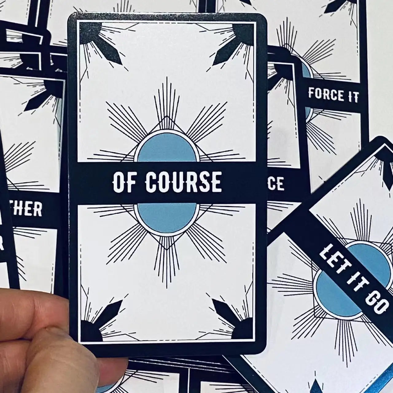 YES or NO Oracle Deck – Jeu de 54 Cartes Divinatoires en Anglais