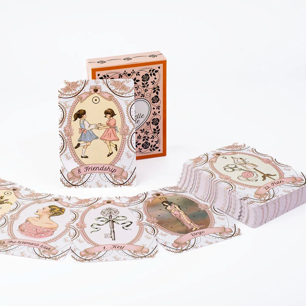 Das Rosebelle Orakel – Set aus 65 Wahrsagekarten im romantischen Vintage-Stil (Englisch)