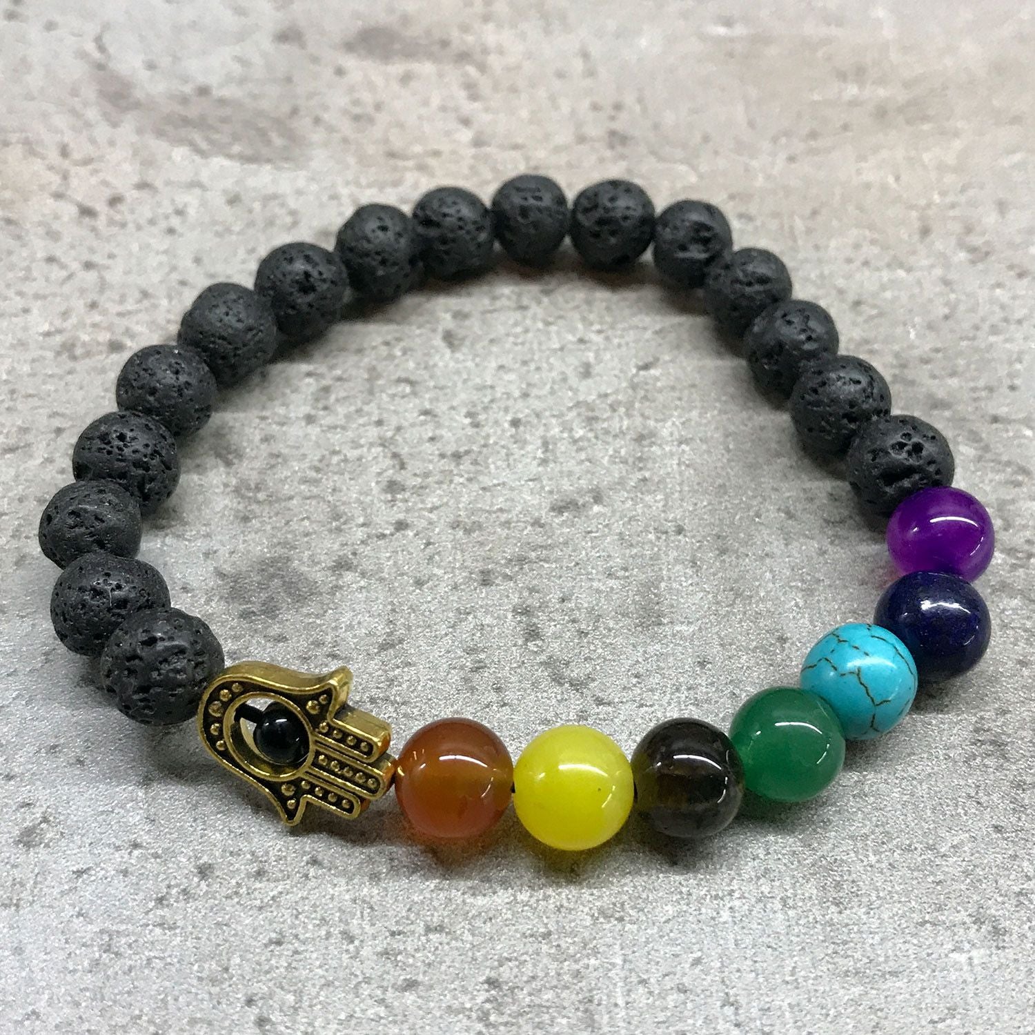 Bracelet en Pierre de Lave – Hamsa & Chakras