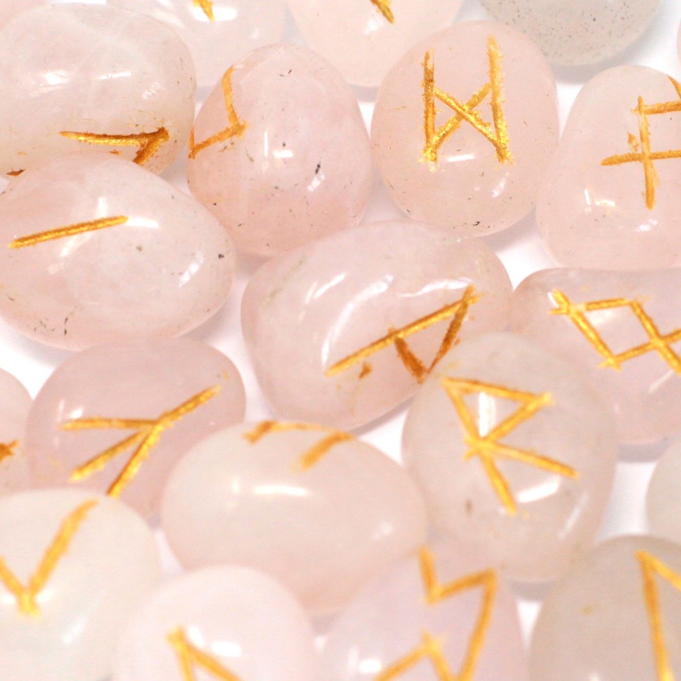 Runes Indiennes en Pochette – Quartz Rose