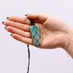 Pendentif Pointe Plate Macramé – Amazonite
