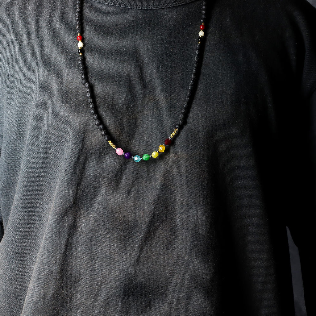 Collier « Essence du Volcan » – Guérison Émotionnelle – Pierres de Lave & 7 Chakras