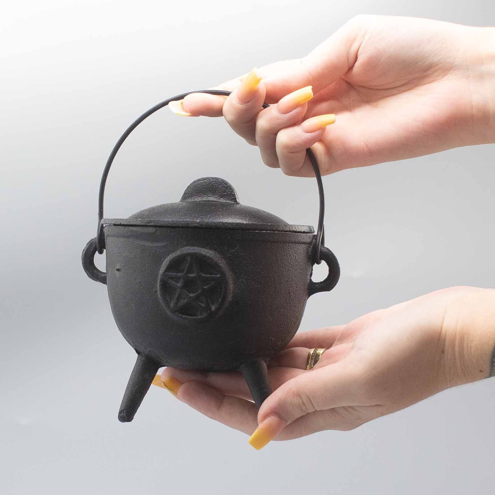 Chaudron en Fonte – Pentagramme 11×13 cm