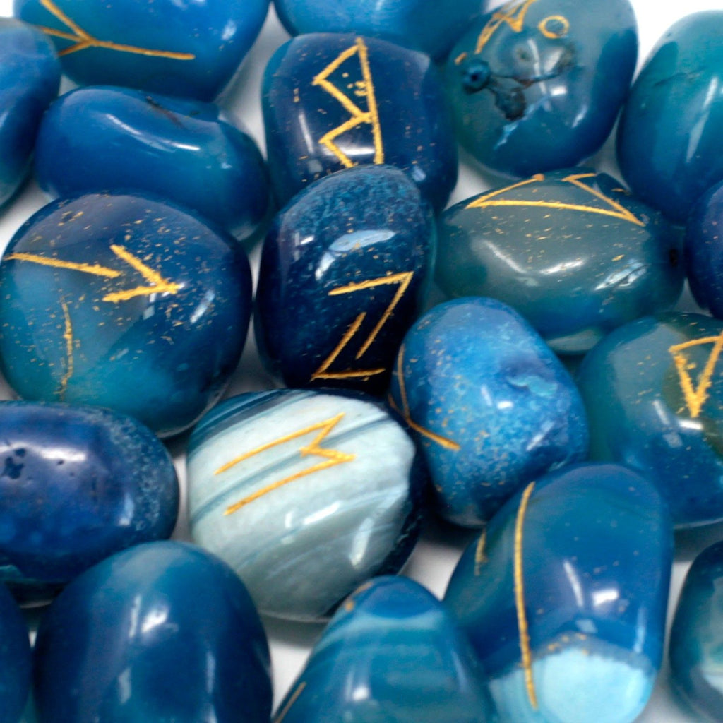 Jeu de Runes en Pierre – Onyx Bleu – avec Pochette