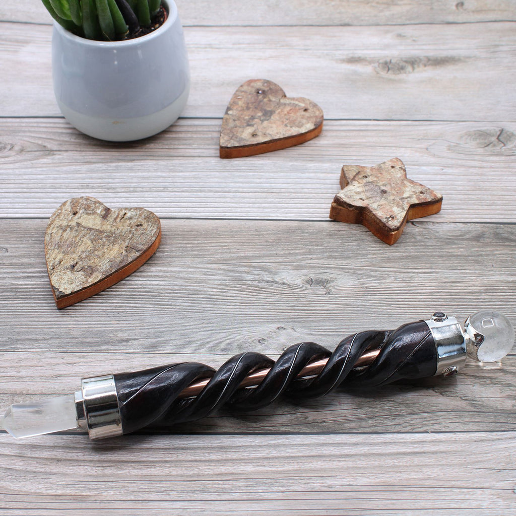 Baguette de Soin Spirale Cuivrée – Cristal de Roche