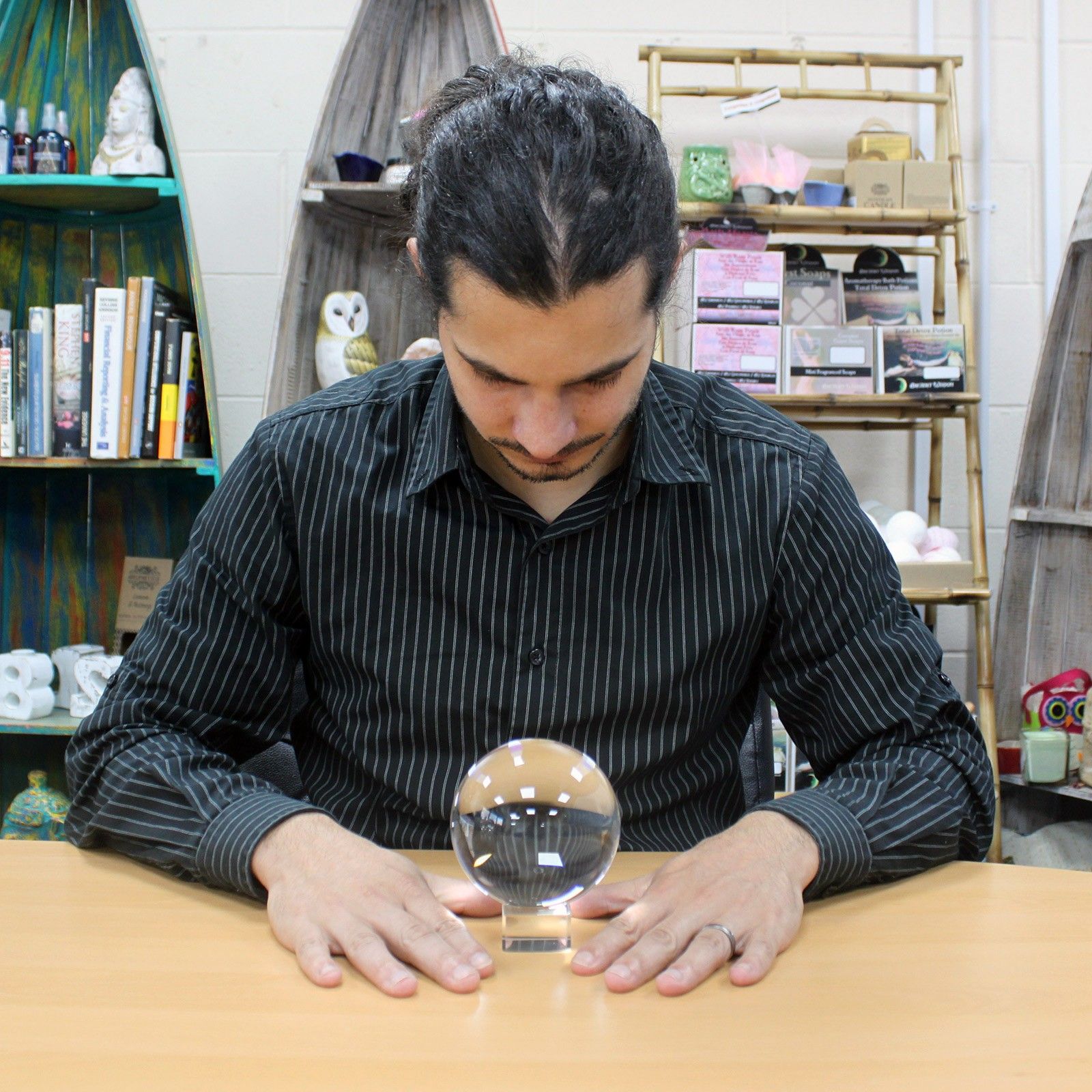 Boule de Cristal sur Socle – 100mm