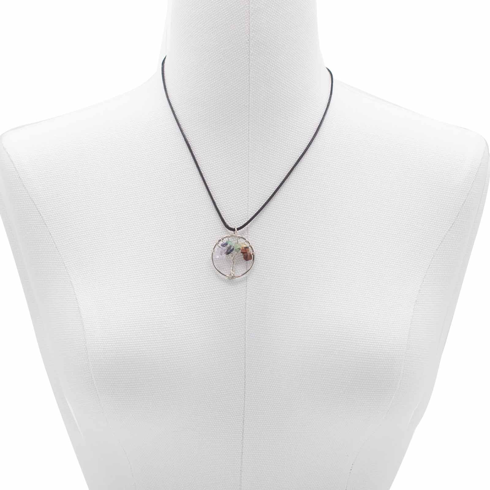 Collier Arbre de Vie – Pierres des 7 Chakras