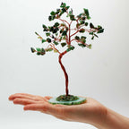 Grand Arbre de Gemmes – Aventurine Verte sur base en Agate Verte – 100 Pierres