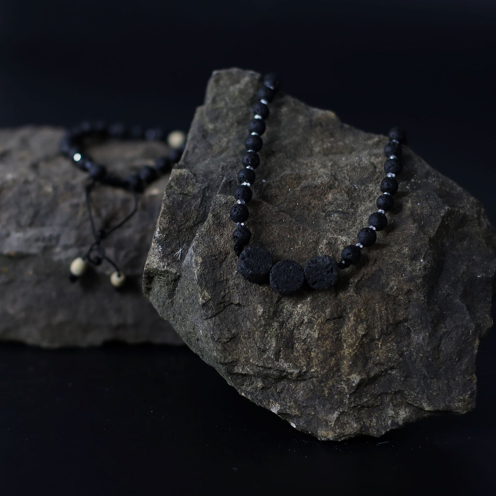 Collier « Essence du Volcan » – Connexion à la Nature