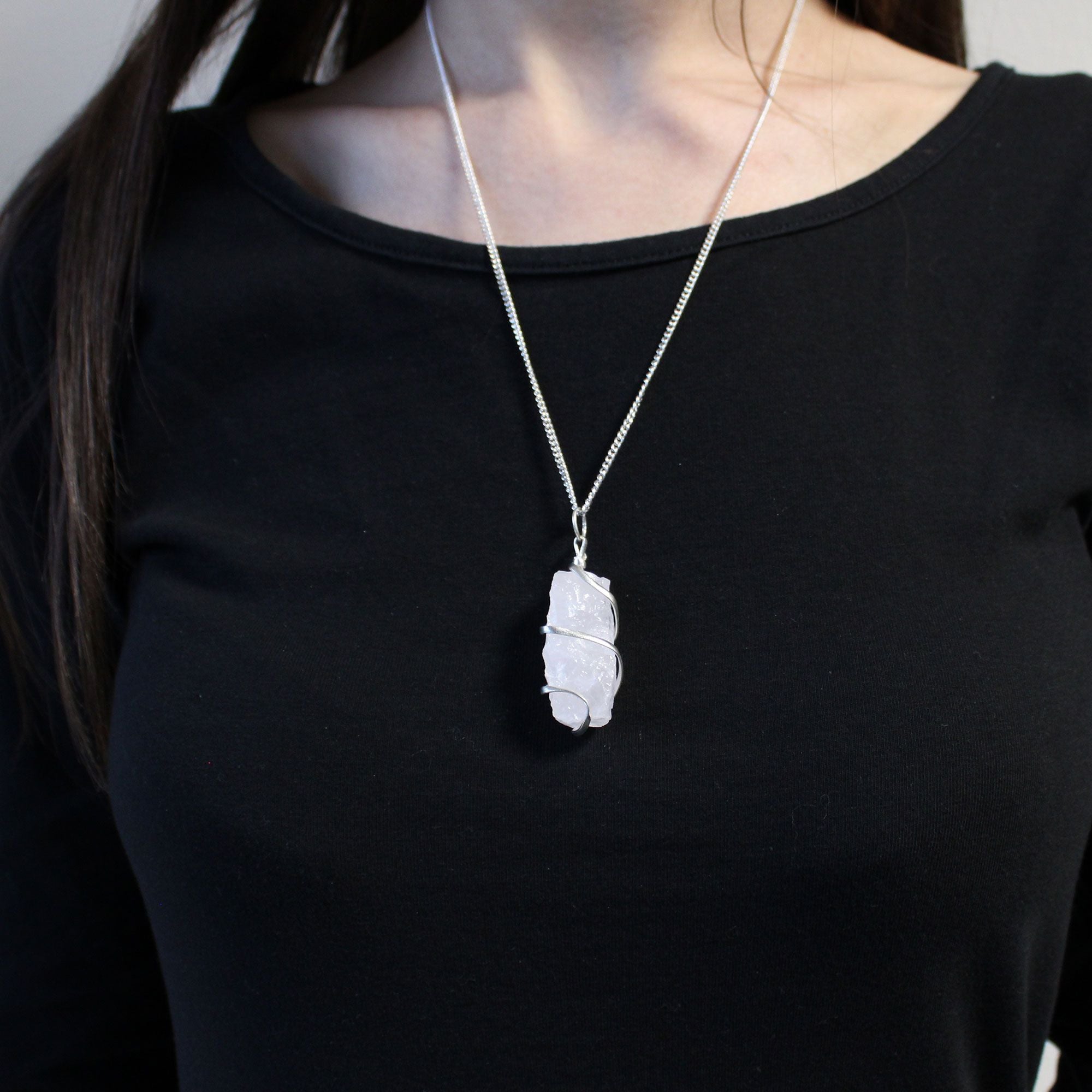 Collier Cascade en Pierre Naturelle – Opalite Brute