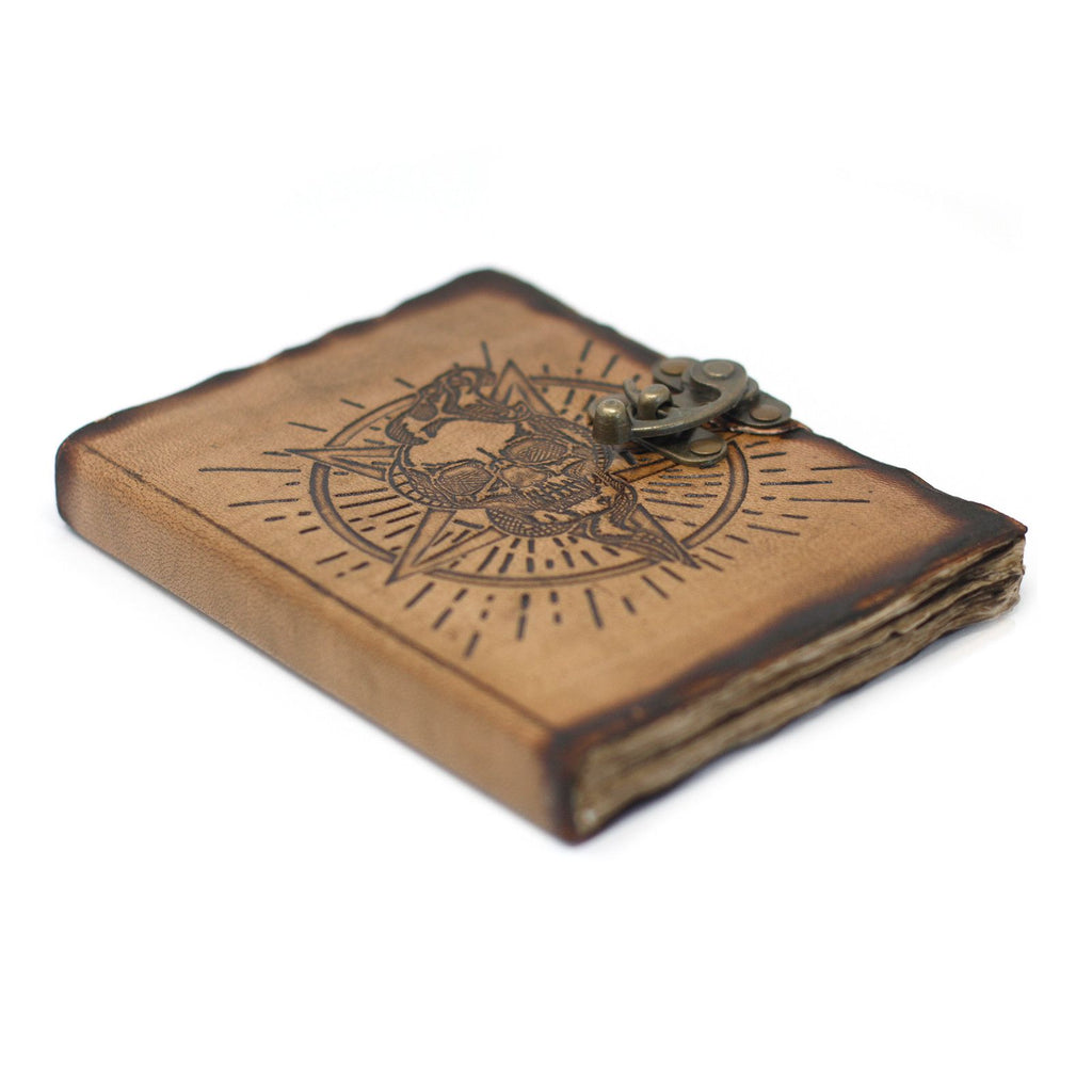 Carnet en Cuir – Pentagone & Crâne avec Brûlures – 18×13 cm