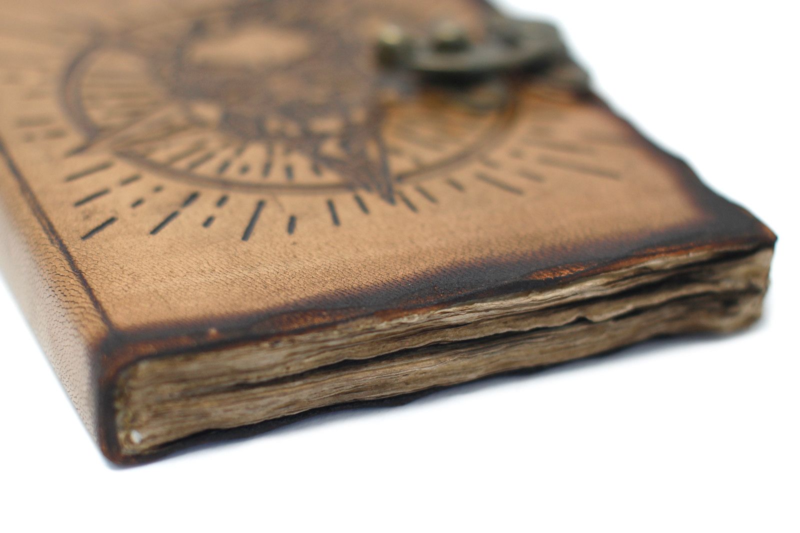 Carnet en Cuir – Pentagone & Crâne avec Brûlures – 18×13 cm