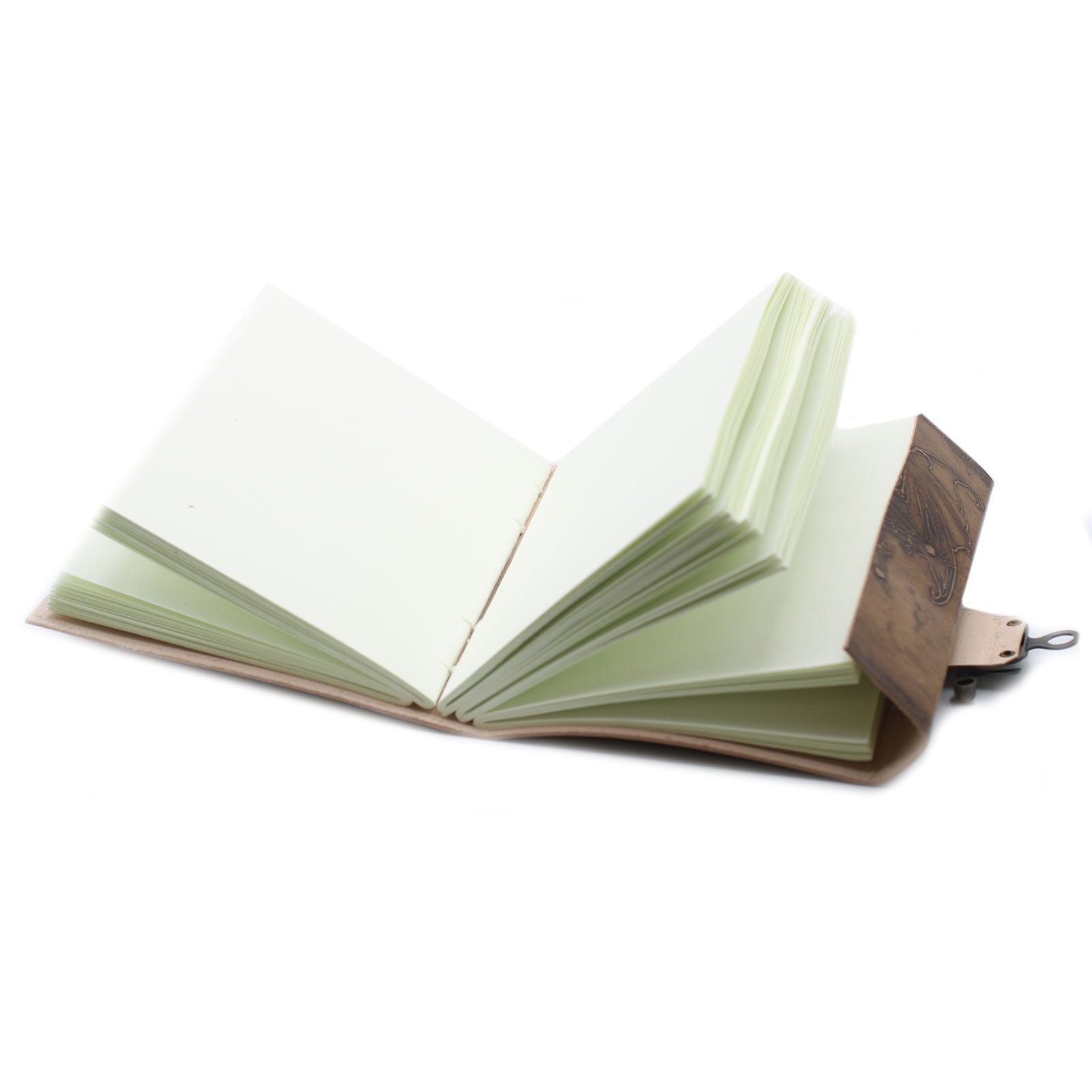 Carnet en Cuir – Dragon Gravé – 20×15 cm
