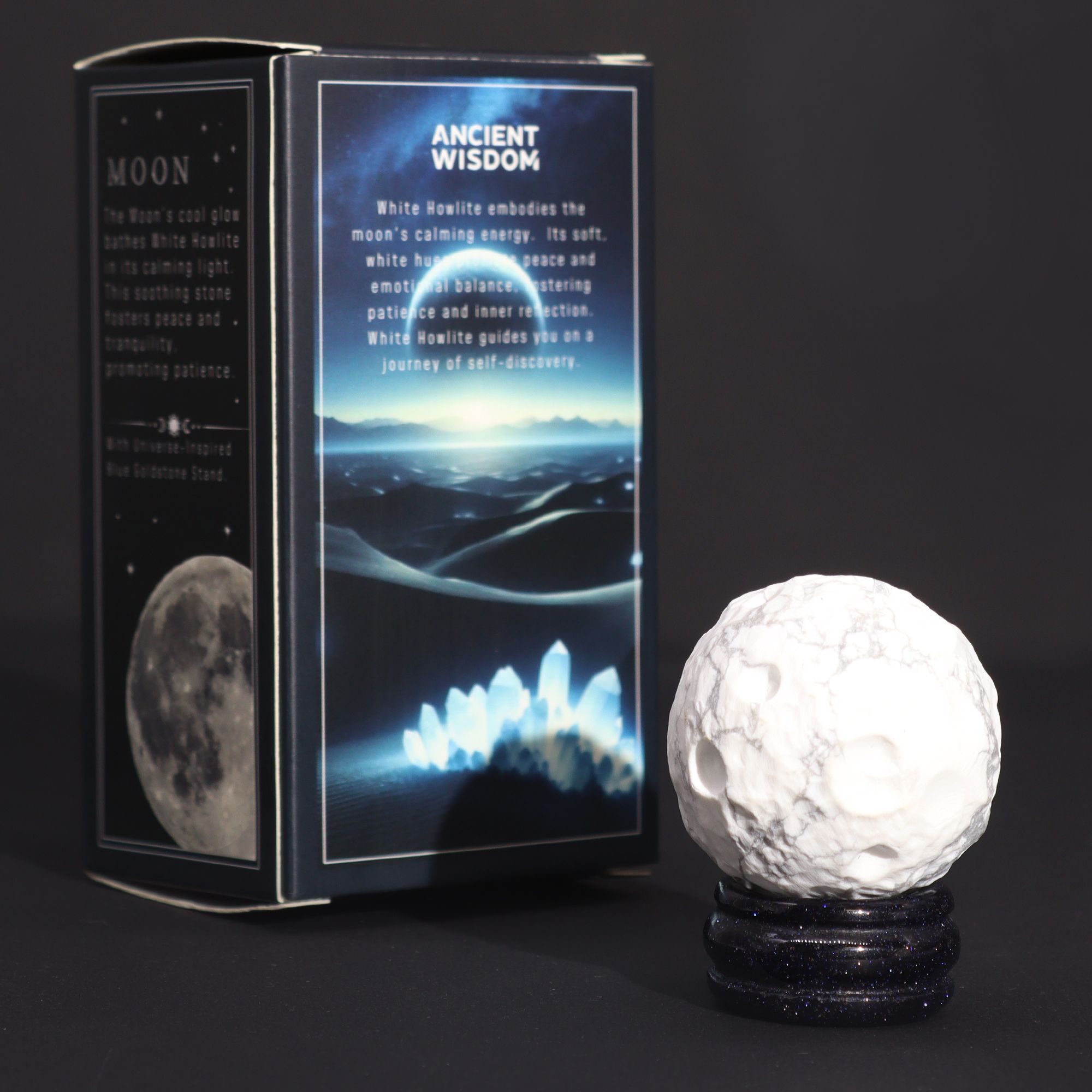Planète en Howlite Blanche – Lune – 40 mm sur Support Goldstone
