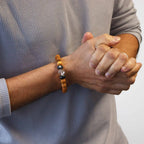 Bracelet Jonc en Bois de Cèdre – Chakra Couronne – Quartz Blanc