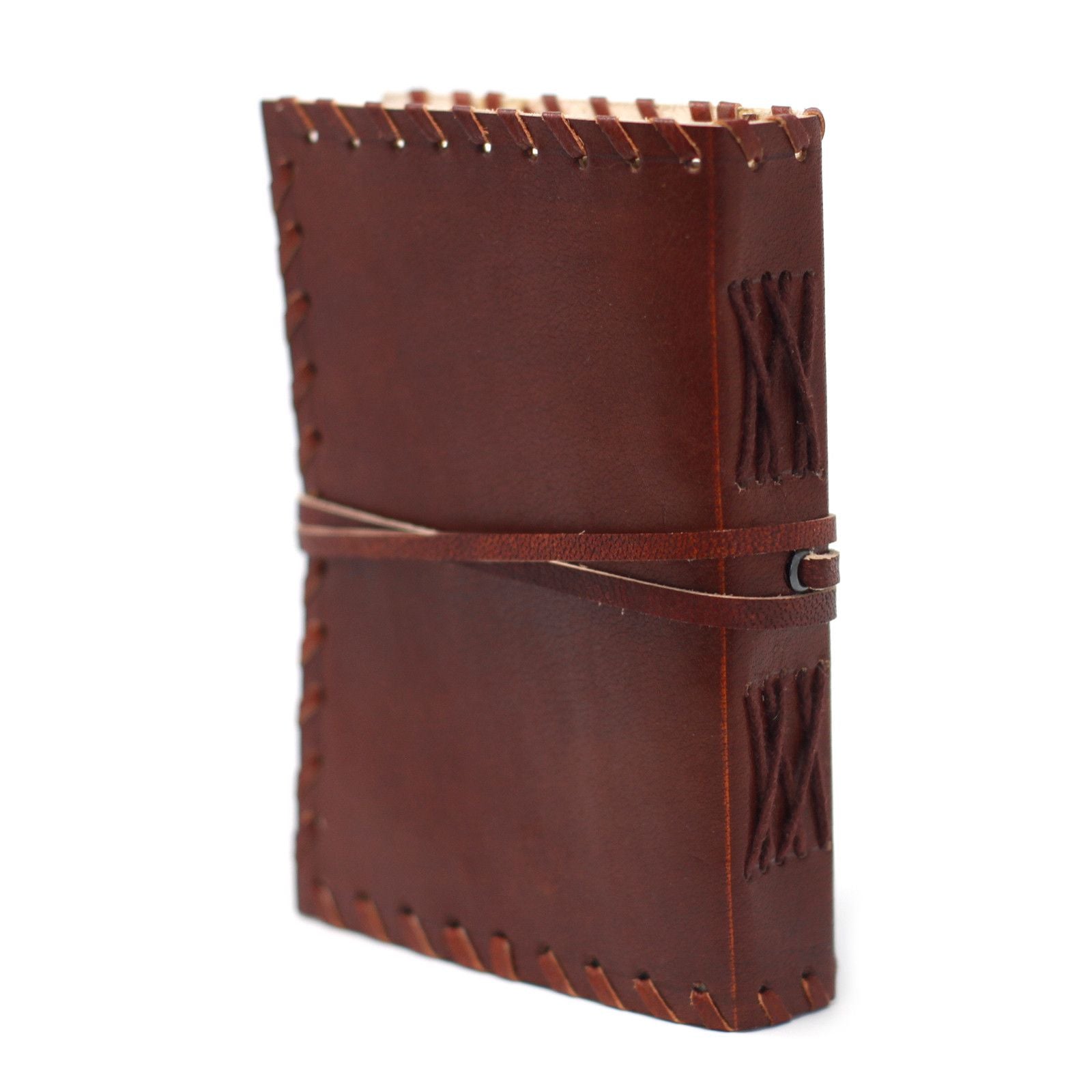 Carnet en Cuir – Book of Thoughts à Enroulement – 15×10 cm