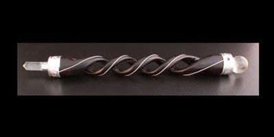 Baguette de Soin Bois Sculpté en Spirale