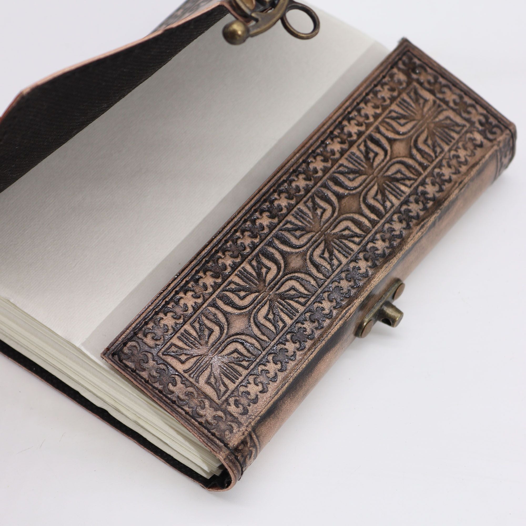Carnet Ésotérique en Cuir – Mandala Lotus – Gris Antique – 200 pages