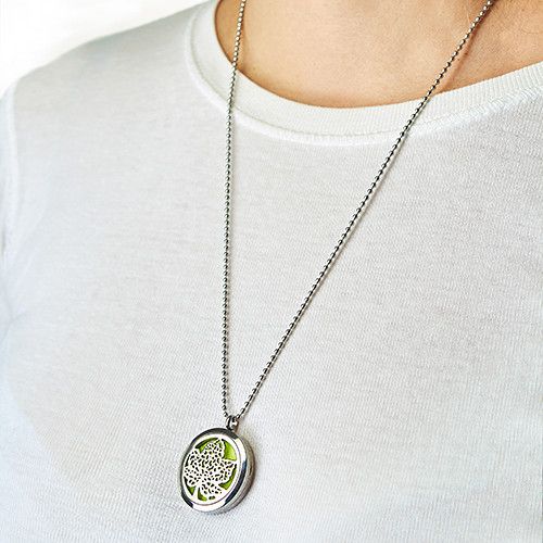 Collier Diffuseur d’Aromathérapie – Trèfle à Quatre Feuilles – 30 mm
