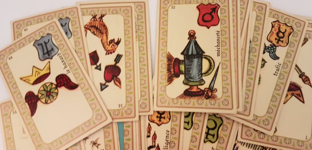 Oracle Belline – Jeu Divinatoire de 53 Cartes avec Livret (Édition Classique Boîte Noire)
